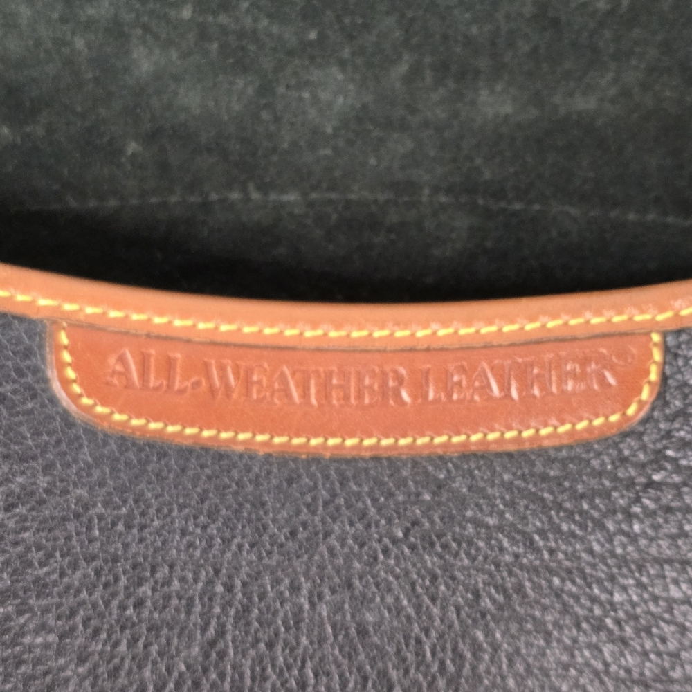 DOONEY & BOURKE Shoulder Bag Leather All Weather VTG Essex Black Tan Ships FAST - Picture 14 of 17